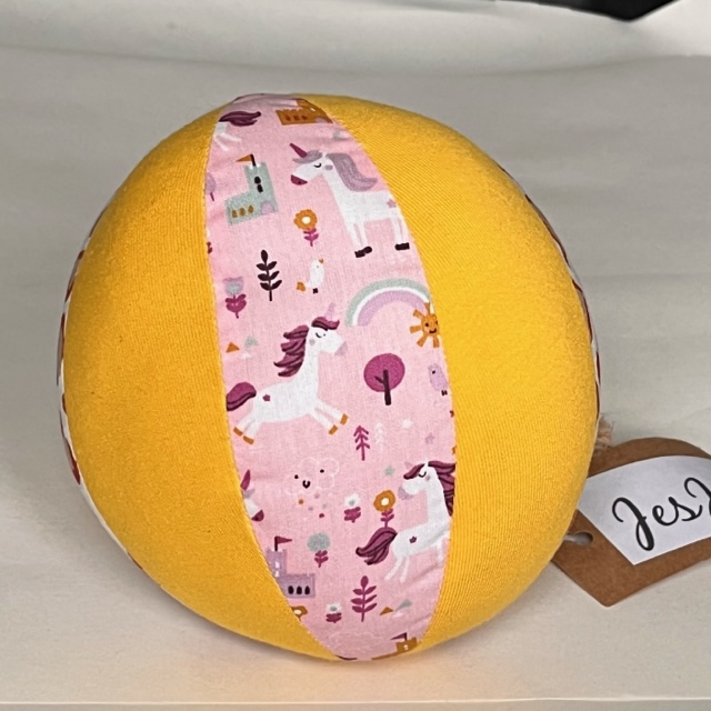 Product: Baby speelbal 'Eenhoorn/hartjes'